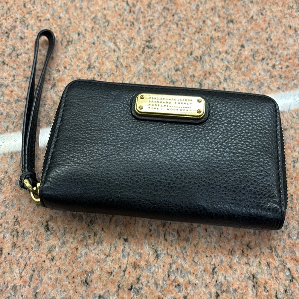 Marc by Mark Jacobs wristlet